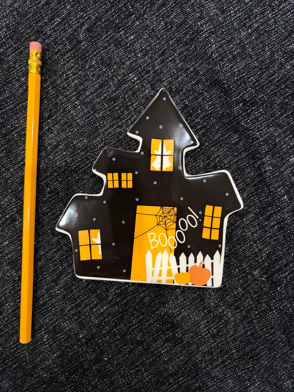 Coton Colors mini Halloween Haunted House attachment